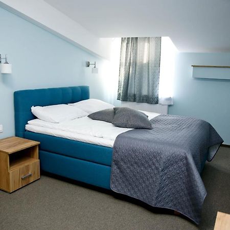 Pod Wiatrakiem Hotel Warta Kültér fotó