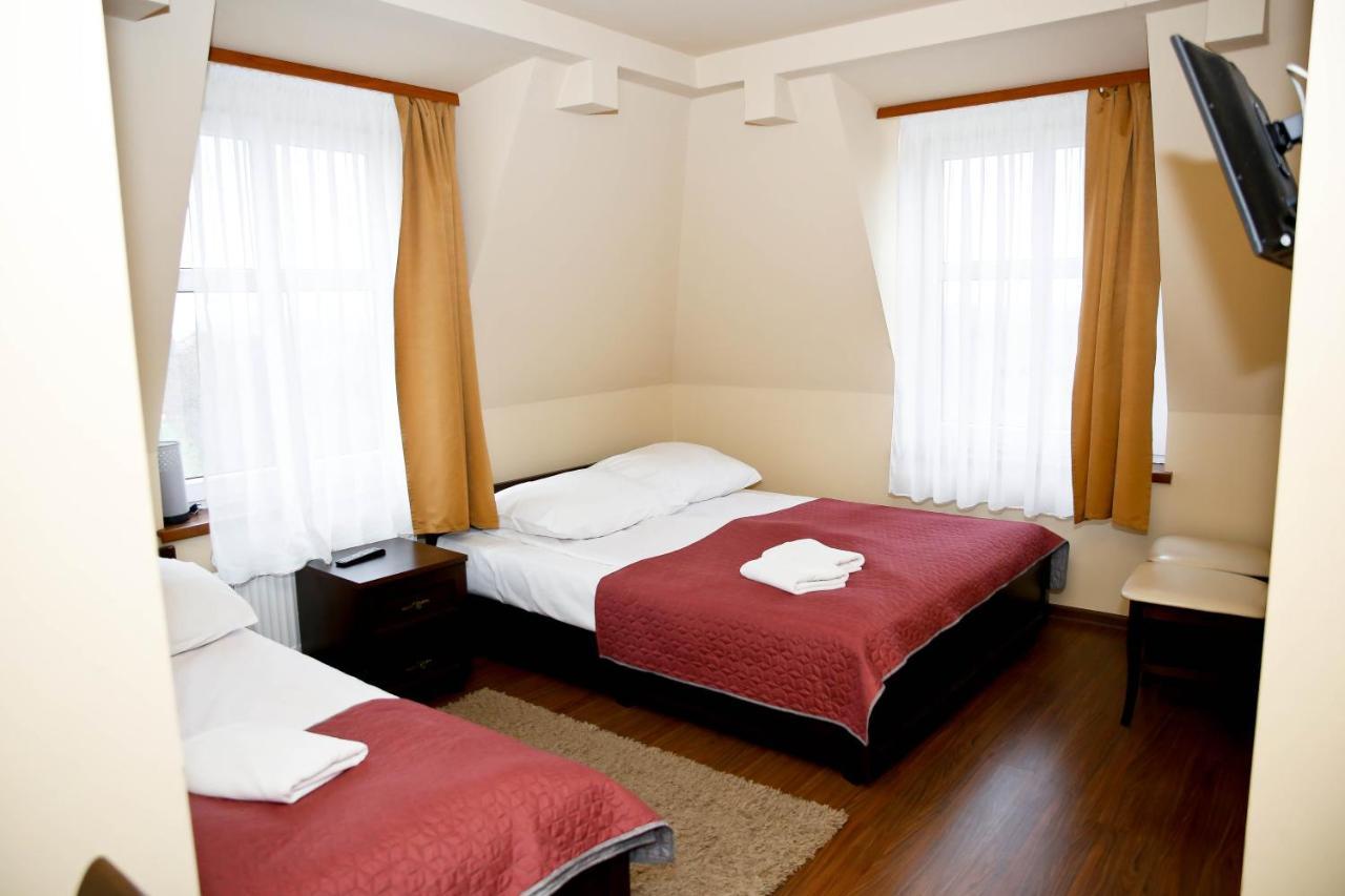 Pod Wiatrakiem Hotel Warta Kültér fotó