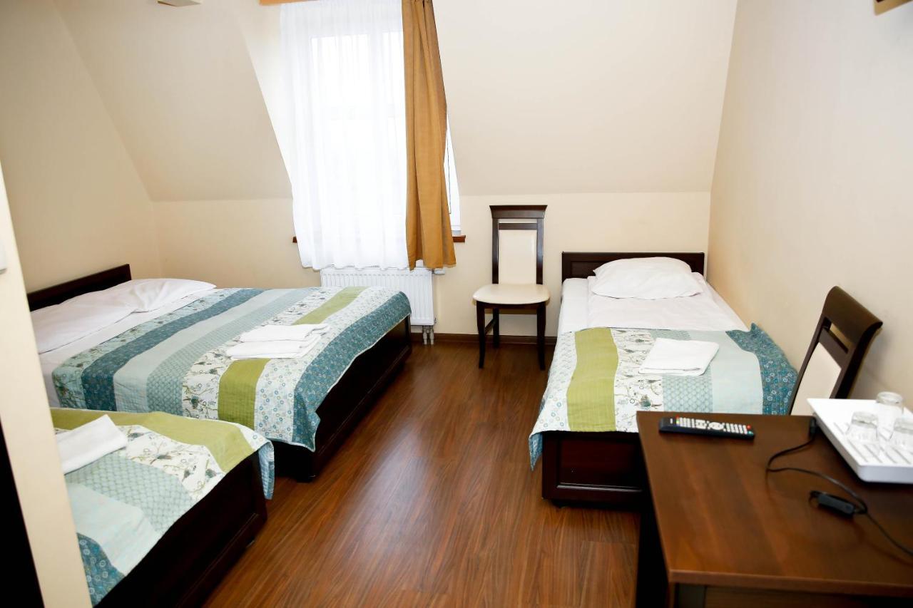 Pod Wiatrakiem Hotel Warta Kültér fotó